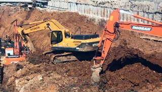 Разработка котлована экскаватором под фундамент в Тутаеве — цена от 2623 руб. | 2Землекопа-Ттв
